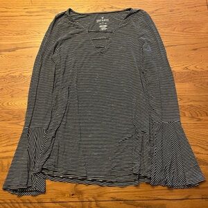 American Eagle Outfitters Black and White Ruffled Long Sleeve Blouse